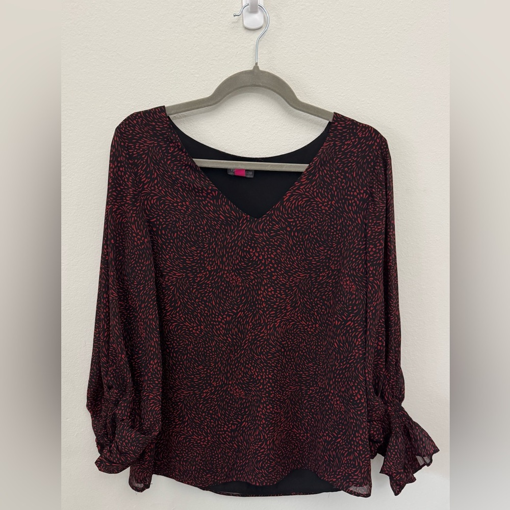 Vince Camuto Black and Red V-Neck Blouse